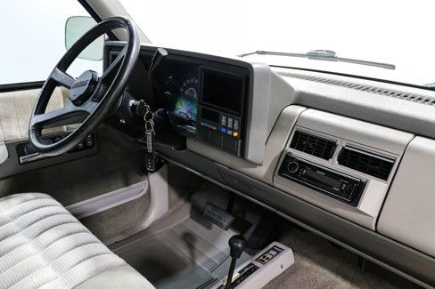 Used 1991 Chevrolet Silverado 1500 4x4 Regular Cab image 16