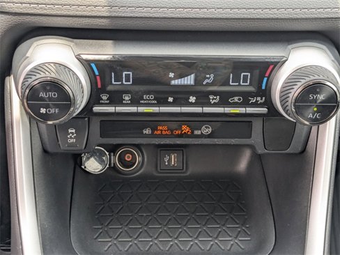 Used 2023 Toyota RAV4 LE image 19