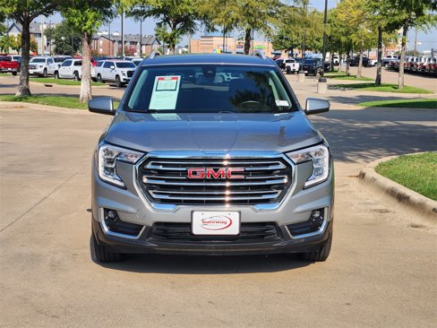 Used 2023 GMC Terrain SLT image 2