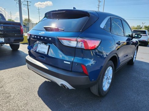 Used 2020 Ford Escape SE image 5