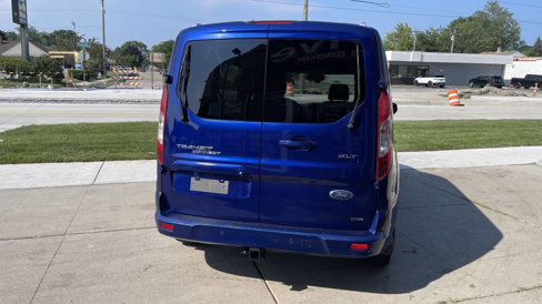 Used 2017 Ford Transit Connect XLT image 6