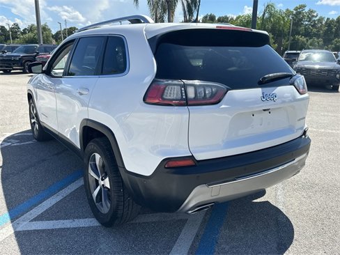 Used 2021 Jeep Cherokee Limited image 8