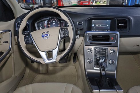 Used 2015 Volvo S60 T5 Premier image 18