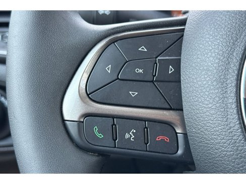 Used 2022 Jeep Renegade Latitude image 35
