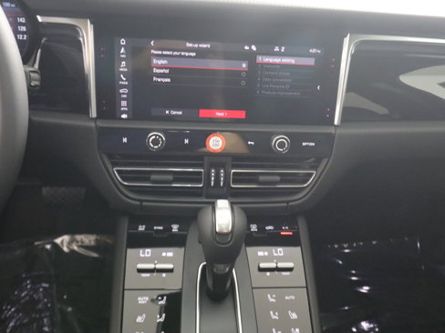 New 2026 Porsche Macan image 20