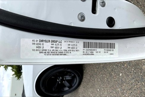 Used 2014 Dodge Challenger SXT image 36