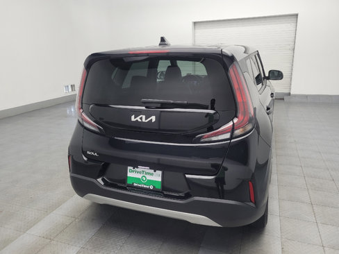 Used 2023 Kia Soul LX w/ LX Technology Package image 7