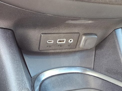 Used 2022 Chevrolet Malibu LT image 8