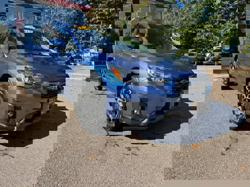 Used 2019 Subaru Crosstrek 2.0i Premium image 2