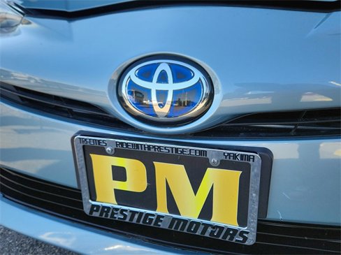 Used 2016 Toyota Prius Three image 12