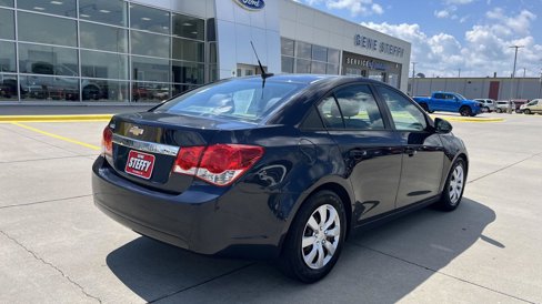 Used 2014 Chevrolet Cruze LS image 4