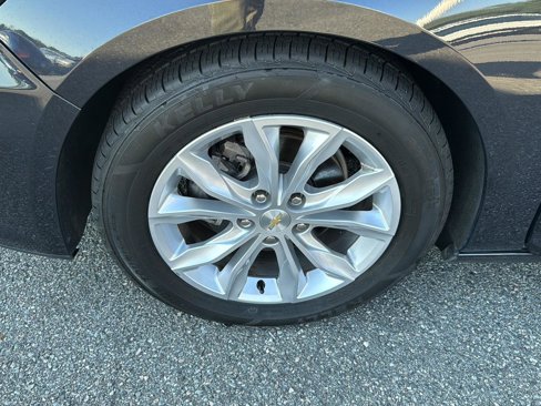 Used 2023 Chevrolet Malibu LT image 31