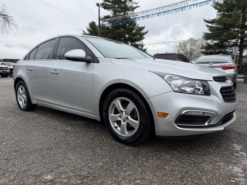 Used 2016 Chevrolet Cruze LT image 3