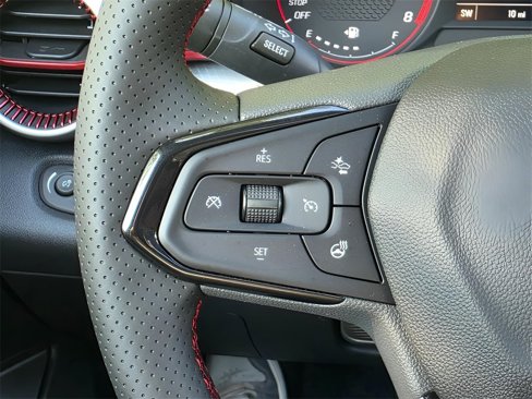 New 2025 Chevrolet Trax RS w/ Sunroof Package image 19