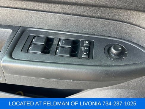 Used 2009 Dodge Charger SXT image 19