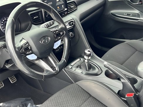 Used 2020 Hyundai Veloster N image 15