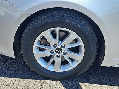 Used 2018 Kia Optima LX image 13
