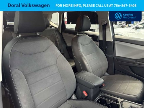 Certified 2022 Volkswagen Taos SE image 27