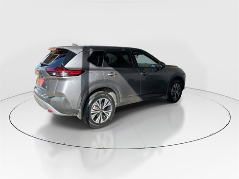 Used 2021 Nissan Rogue SV image 8