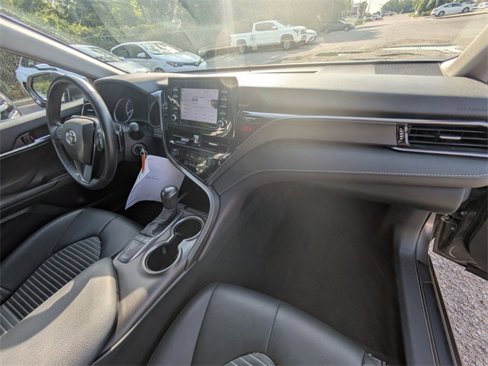 Used 2023 Toyota Camry SE image 35