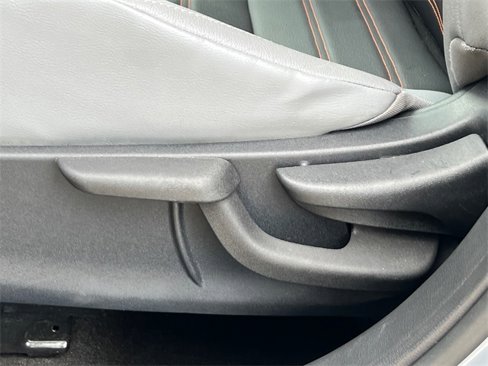 Used 2023 Nissan Kicks SR w/ SR Premium Package image 20