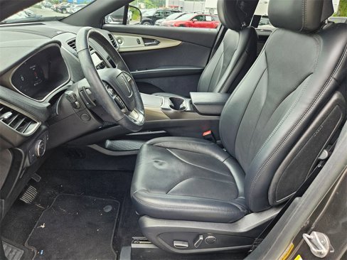 Used 2019 Lincoln Nautilus Reserve w/ Ultimate Package image 10