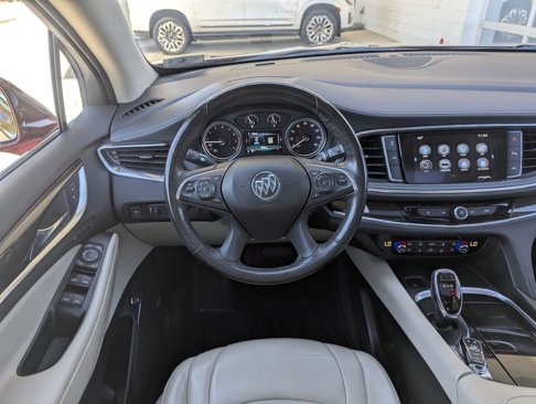 Used 2018 Buick Enclave Premium image 3