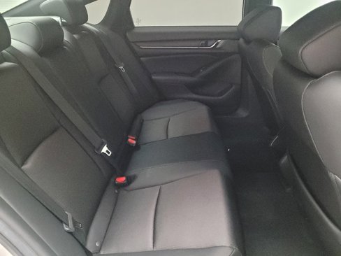 Used 2020 Honda Accord Sport image 19
