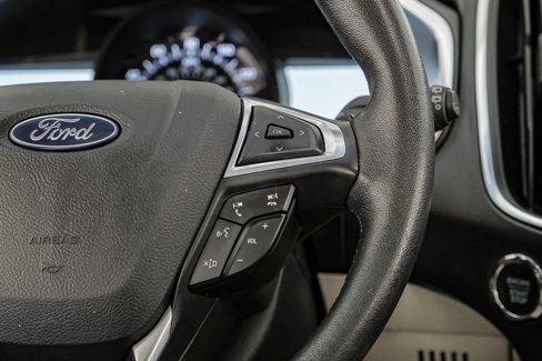 Used 2018 Ford Edge Titanium w/ Equipment Group 301A image 17