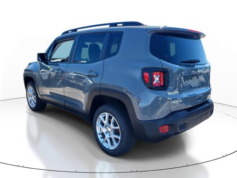 Used 2022 Jeep Renegade Latitude w/ Convenience Group image 6