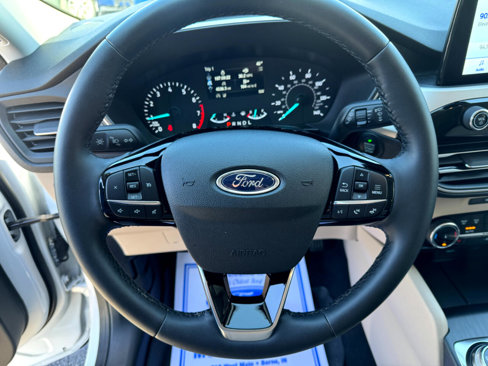 Used 2022 Ford Escape SE w/ Convenience Package image 11