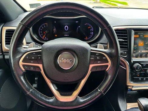Used 2017 Jeep Grand Cherokee Limited image 13