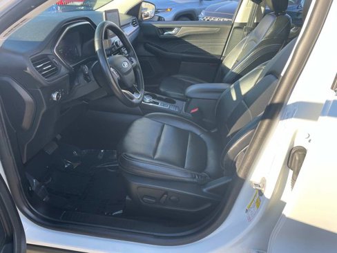 Used 2022 Ford Escape Titanium image 22