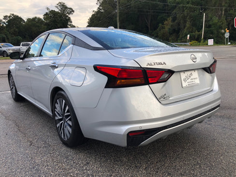 Used 2024 Nissan Altima 2.5 SV image 4