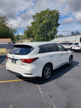 Used 2016 INFINITI QX60 FWD w/ Premium Package image 7