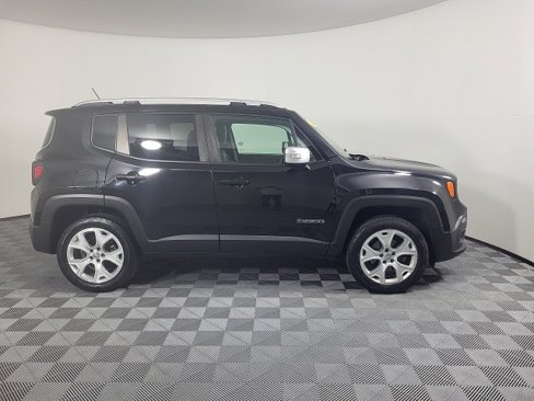 Used 2015 Jeep Renegade Limited image 7