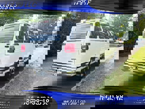 Used 1999 Dodge B3500 image 7