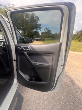 Used 2021 Ford Ranger Lariat w/ Tremor Off-Road Package image 12