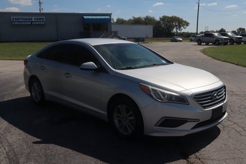 Used 2016 Hyundai Sonata SE image 19