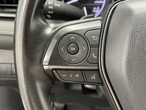 Used 2023 Toyota Camry SE image 17