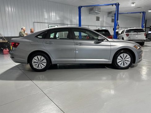 Certified 2020 Volkswagen Jetta S image 8
