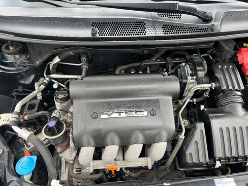 Used 2008 Honda Fit Sport image 28