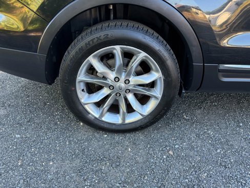 Used 2015 Ford Explorer Limited w/ Equipment Group 302A image 9