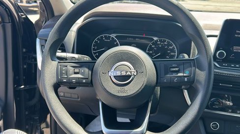 Used 2023 Nissan Rogue SV image 19