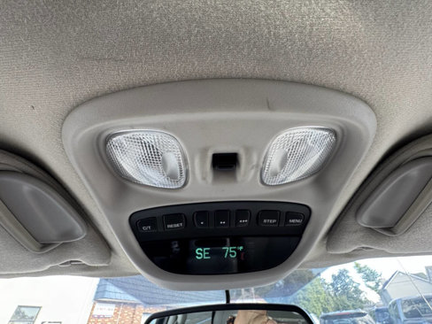 Used 2004 Jeep Grand Cherokee Limited w/ Cold Weather Group image 21