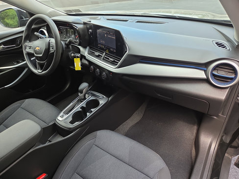 Certified 2024 Chevrolet Trax LS w/ LS Convenience Package image 18