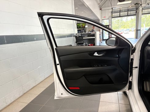 Certified 2022 Kia Forte GT-Line w/ GT-Line Premium Package image 28