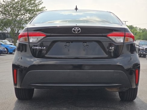 Used 2020 Toyota Corolla LE image 11