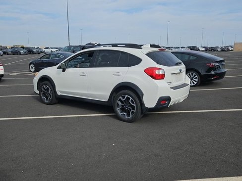 Used 2016 Subaru Crosstrek 2.0i Limited image 3