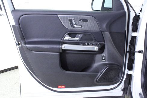 Used 2020 Mercedes-Benz GLB 250 image 15